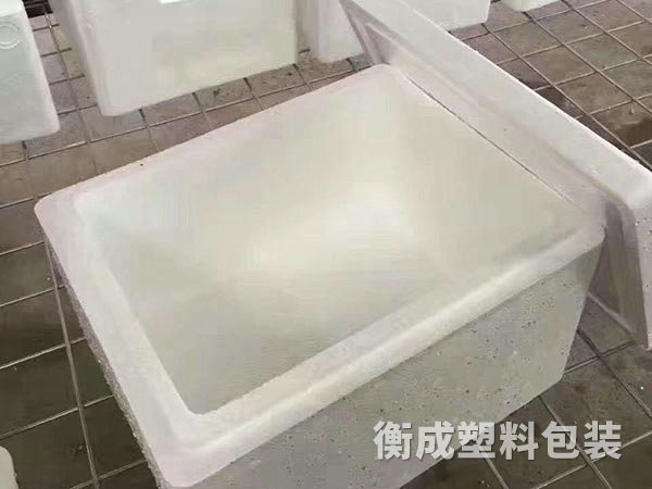 泡沫箱